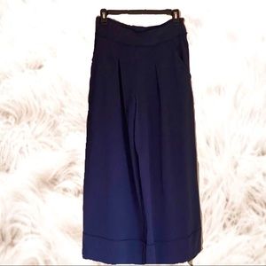Lululemon Wide Leg Crop Pant 6